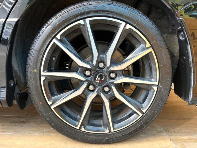 ノア Ｓｉ　Ｇ’ｓ　純正９インチナビ　バックカメラ　フリップダウンモニター　セーフティセンス　純正１８インチアルミ　両側電動スライドドア　ＬＥＤヘッドライト　７人乗り　オートマチックハイビーム　バックカメラ（30枚目）