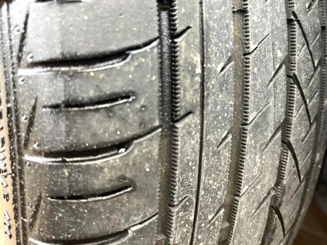 ノア Ｓｉ　Ｇ’ｓ　純正９インチナビ　バックカメラ　フリップダウンモニター　セーフティセンス　純正１８インチアルミ　両側電動スライドドア　ＬＥＤヘッドライト　７人乗り　オートマチックハイビーム　バックカメラ（32枚目）