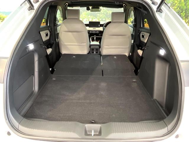 ヴェゼル e:HEV PLaY 禁煙車 メーカー純正9インチナビ サンルーフ 全周囲カメラ パワーバックドア オートマチックハイビーム 横滑り防止 LEDヘッド ETC ドラレコ スマートキー 純正18インチアルミ(10枚目)