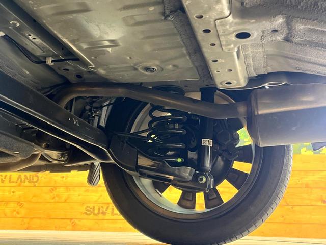 ヴェゼル e:HEV PLaY 禁煙車 メーカー純正9インチナビ サンルーフ 全周囲カメラ パワーバックドア オートマチックハイビーム 横滑り防止 LEDヘッド ETC ドラレコ スマートキー 純正18インチアルミ(23枚目)