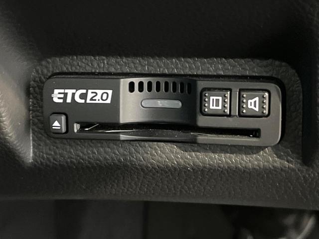 ヴェゼル e:HEV PLaY 禁煙車 メーカー純正9インチナビ サンルーフ 全周囲カメラ パワーバックドア オートマチックハイビーム 横滑り防止 LEDヘッド ETC ドラレコ スマートキー 純正18インチアルミ(36枚目)