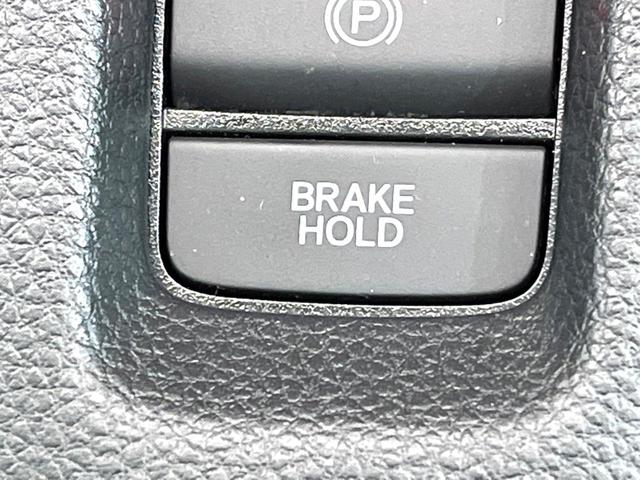 ヴェゼル e:HEV PLaY 禁煙車 メーカー純正9インチナビ サンルーフ 全周囲カメラ パワーバックドア オートマチックハイビーム 横滑り防止 LEDヘッド ETC ドラレコ スマートキー 純正18インチアルミ(51枚目)