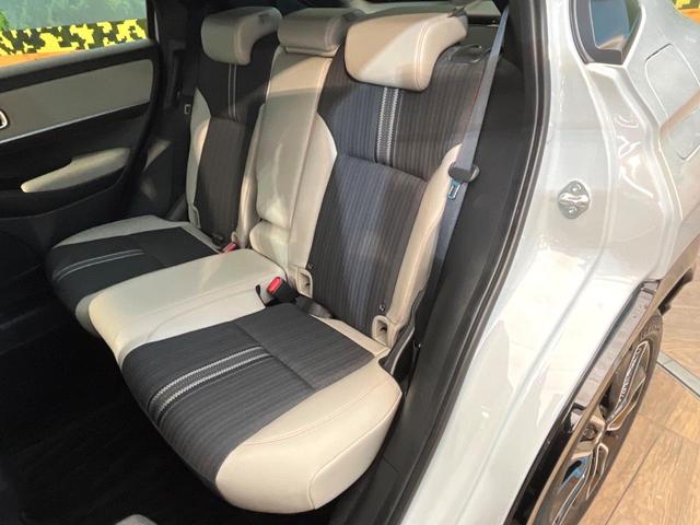 ヴェゼル e:HEV PLaY 禁煙車 メーカー純正9インチナビ サンルーフ 全周囲カメラ パワーバックドア オートマチックハイビーム 横滑り防止 LEDヘッド ETC ドラレコ スマートキー 純正18インチアルミ(63枚目)