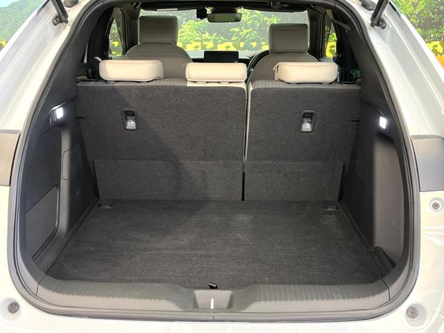 ヴェゼル e:HEV PLaY 禁煙車 メーカー純正9インチナビ サンルーフ 全周囲カメラ パワーバックドア オートマチックハイビーム 横滑り防止 LEDヘッド ETC ドラレコ スマートキー 純正18インチアルミ(66枚目)