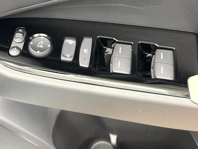 ヴェゼル e:HEV PLaY 禁煙車 メーカー純正9インチナビ サンルーフ 全周囲カメラ パワーバックドア オートマチックハイビーム 横滑り防止 LEDヘッド ETC ドラレコ スマートキー 純正18インチアルミ(73枚目)