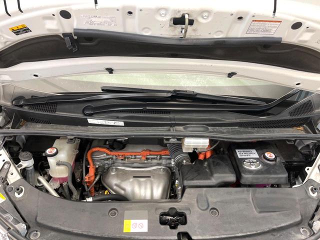 アルファードハイブリッド ＳＲ　Ｃパッケージ　メーカー純正９インチナビ　サンルーフ　４ＷＤ　モデリスタエアロ　バックカメラ　両側電動スライドドア　プリクラッシュセーフティ　ブラインドスポットモニター　ＬＥＤヘッド　純正１７インチアルミ（18枚目）