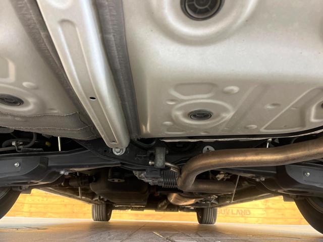 アルファードハイブリッド ＳＲ　Ｃパッケージ　メーカー純正９インチナビ　サンルーフ　４ＷＤ　モデリスタエアロ　バックカメラ　両側電動スライドドア　プリクラッシュセーフティ　ブラインドスポットモニター　ＬＥＤヘッド　純正１７インチアルミ（19枚目）