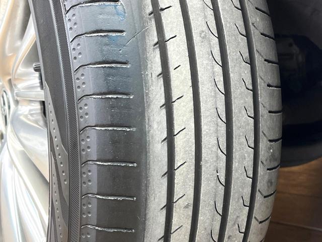 アルファードハイブリッド ＳＲ　Ｃパッケージ　メーカー純正９インチナビ　サンルーフ　４ＷＤ　モデリスタエアロ　バックカメラ　両側電動スライドドア　プリクラッシュセーフティ　ブラインドスポットモニター　ＬＥＤヘッド　純正１７インチアルミ（34枚目）