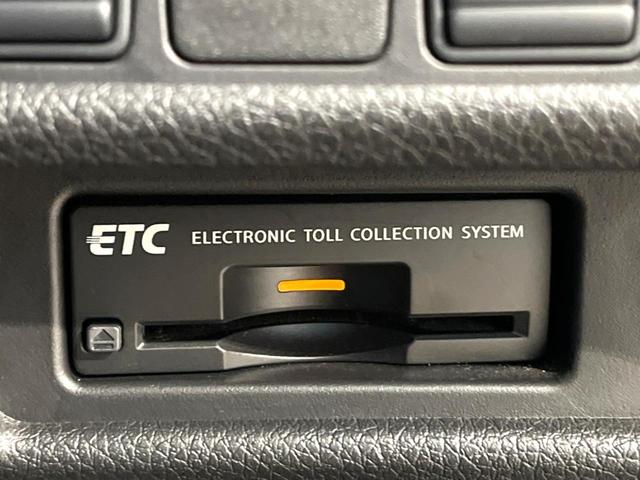 エクストレイル ２０Ｘｔｔ　エマージェンシーブレーキパッケージ　ＳＤナビ　全周囲カメラ　衝突被害軽減システム　電動リアゲート　コーナーセンサー　スマートキー　ＬＥＤヘッド　ルーフレール　ビルトインＥＴＣ　クルコン　車線逸脱警報　オートライト　デュアルエアコン（63枚目）