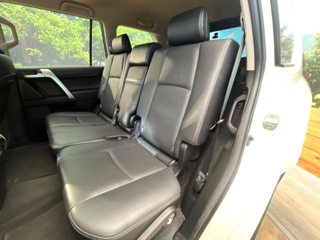 ランドクルーザープラド ＴＸ　Ｌパッケージ　マットブラックエディション　禁煙車　純正ナビ　サンルーフ　４ＷＤ　バックカメラ　プリクラッシュセーフティ　レーダークルーズ　ＬＥＤヘッド　ＥＴＣ　ドラレコ　スマートキー　オートマチックハイビーム　純正１８インチアルミ（67枚目）