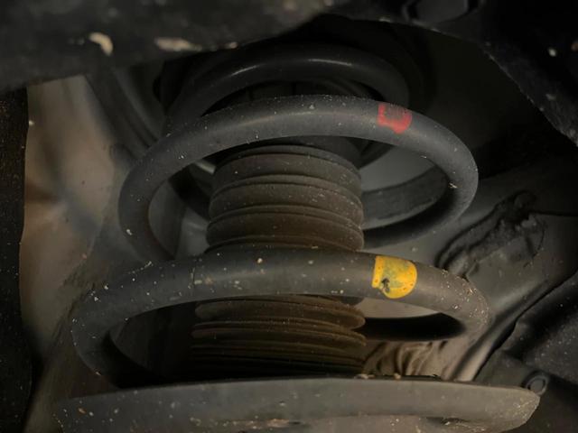 ハリアー G 禁煙車 メーカー純正12.3インチナビ バックカメラ プリクラッシュセーフティ レーダークルーズ ブラインドスポットモニター デジタルインナーミラー LEDヘッド 純正18インチアルミ(20枚目)