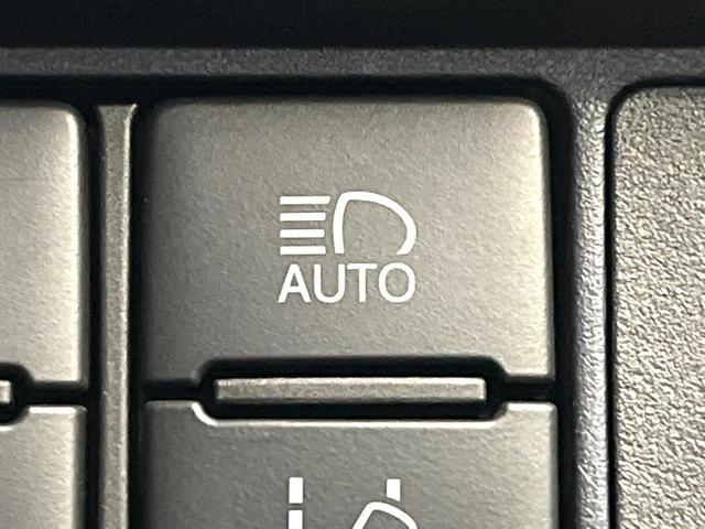 ヴォクシー ＺＳ　煌ＩＩ　両側電動ドア　純正ＳＤナビ　後席モニター　バックカメラ　衝突被害軽減システム　禁煙車　ドラレコ　スマートキー　ＬＥＤヘッド　ビルトインＥＴＣ　オートハイビーム　車線逸脱警報　オートライト（54枚目）