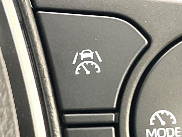 カローラクロス ハイブリッド　Ｚ　禁煙車　メーカー純正１０．５インチナビ　サンルーフ　プリクラッシュセーフティ　全周囲カメラ　レーダークルーズ　ブラインドスポットモニター　ＬＥＤヘッド　ＥＴＣ　ドラレコ　純正１８インチアルミ（7枚目）