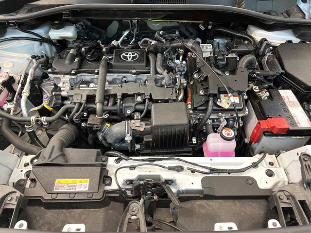 カローラクロス ハイブリッド　Ｚ　禁煙車　メーカー純正１０．５インチナビ　サンルーフ　プリクラッシュセーフティ　全周囲カメラ　レーダークルーズ　ブラインドスポットモニター　ＬＥＤヘッド　ＥＴＣ　ドラレコ　純正１８インチアルミ（18枚目）