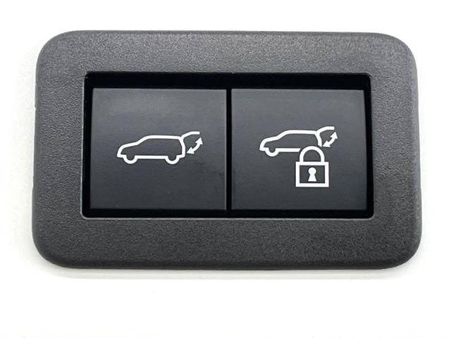 カローラクロス ハイブリッド　Ｚ　禁煙車　メーカー純正１０．５インチナビ　サンルーフ　プリクラッシュセーフティ　全周囲カメラ　レーダークルーズ　ブラインドスポットモニター　ＬＥＤヘッド　ＥＴＣ　ドラレコ　純正１８インチアルミ（59枚目）