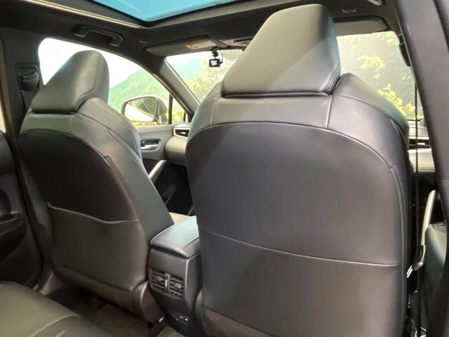 カローラクロス ハイブリッド　Ｚ　禁煙車　メーカー純正１０．５インチナビ　サンルーフ　プリクラッシュセーフティ　全周囲カメラ　レーダークルーズ　ブラインドスポットモニター　ＬＥＤヘッド　ＥＴＣ　ドラレコ　純正１８インチアルミ（62枚目）