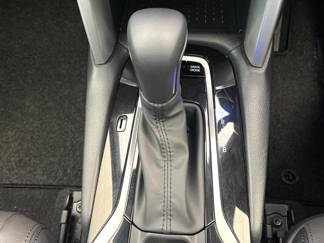 カローラクロス ハイブリッド　Ｚ　禁煙車　メーカー純正１０．５インチナビ　サンルーフ　プリクラッシュセーフティ　全周囲カメラ　レーダークルーズ　ブラインドスポットモニター　ＬＥＤヘッド　ＥＴＣ　ドラレコ　純正１８インチアルミ（65枚目）