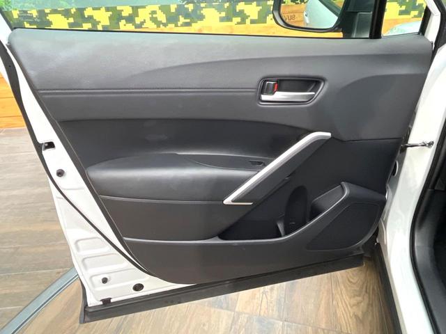 カローラクロス ハイブリッド　Ｚ　禁煙車　メーカー純正１０．５インチナビ　サンルーフ　プリクラッシュセーフティ　全周囲カメラ　レーダークルーズ　ブラインドスポットモニター　ＬＥＤヘッド　ＥＴＣ　ドラレコ　純正１８インチアルミ（66枚目）