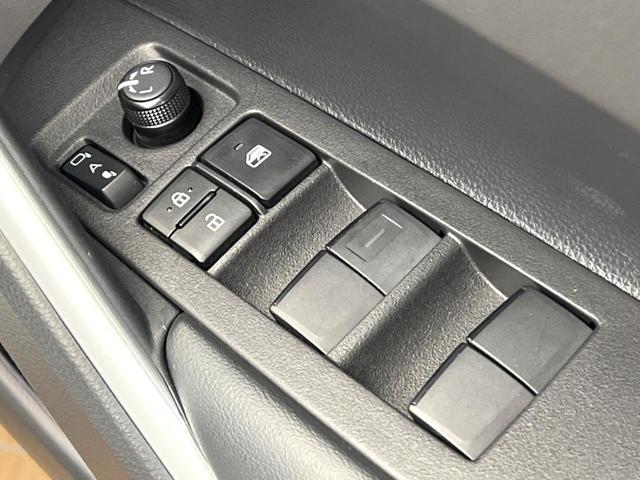 カローラクロス ハイブリッド　Ｚ　禁煙車　メーカー純正１０．５インチナビ　サンルーフ　プリクラッシュセーフティ　全周囲カメラ　レーダークルーズ　ブラインドスポットモニター　ＬＥＤヘッド　ＥＴＣ　ドラレコ　純正１８インチアルミ（72枚目）