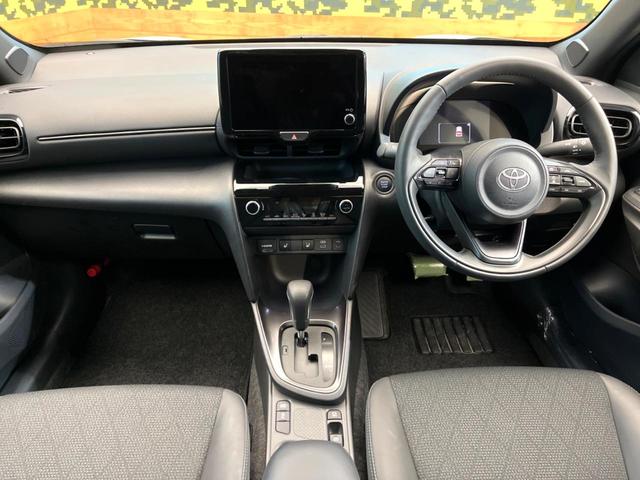 ヤリスクロス Ｚ　禁煙車　メーカー純正８インチナビ　バックカメラ　プリクラッシュセーフティ　レーダークルーズ　ブラインドスポットモニター　シートヒーター　ＬＥＤヘッド　ＥＴＣ　ドラレコ　純正１８インチアルミ（2枚目）