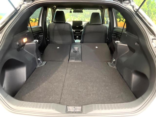 ヤリスクロス Ｚ　禁煙車　メーカー純正８インチナビ　バックカメラ　プリクラッシュセーフティ　レーダークルーズ　ブラインドスポットモニター　シートヒーター　ＬＥＤヘッド　ＥＴＣ　ドラレコ　純正１８インチアルミ（10枚目）