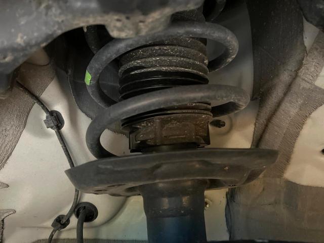 ヤリスクロス Ｚ　禁煙車　メーカー純正８インチナビ　バックカメラ　プリクラッシュセーフティ　レーダークルーズ　ブラインドスポットモニター　シートヒーター　ＬＥＤヘッド　ＥＴＣ　ドラレコ　純正１８インチアルミ（20枚目）