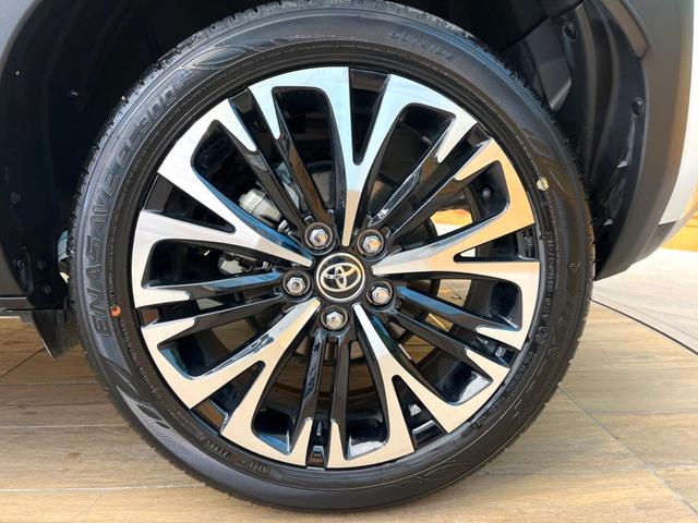 ヤリスクロス Ｚ　禁煙車　メーカー純正８インチナビ　バックカメラ　プリクラッシュセーフティ　レーダークルーズ　ブラインドスポットモニター　シートヒーター　ＬＥＤヘッド　ＥＴＣ　ドラレコ　純正１８インチアルミ（28枚目）