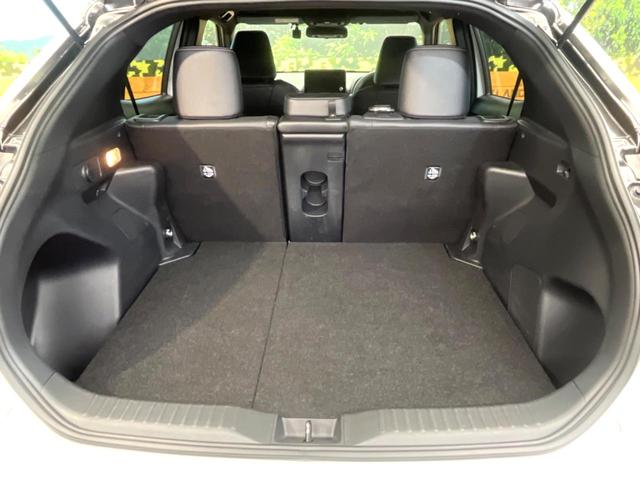 ヤリスクロス Ｚ　禁煙車　メーカー純正８インチナビ　バックカメラ　プリクラッシュセーフティ　レーダークルーズ　ブラインドスポットモニター　シートヒーター　ＬＥＤヘッド　ＥＴＣ　ドラレコ　純正１８インチアルミ（66枚目）