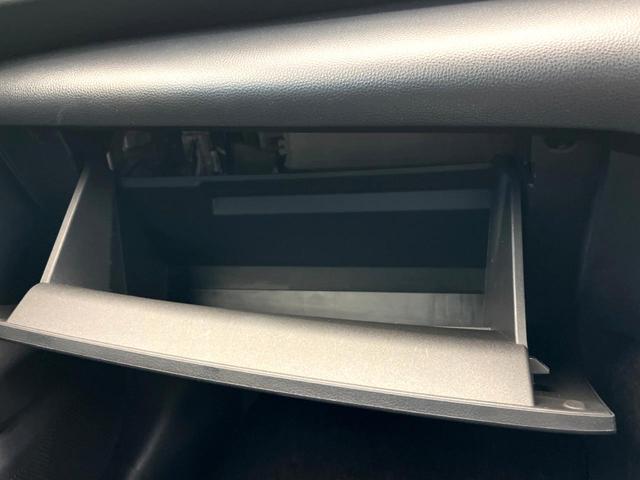 ヤリスクロス Ｚ　禁煙車　メーカー純正８インチナビ　バックカメラ　プリクラッシュセーフティ　レーダークルーズ　ブラインドスポットモニター　シートヒーター　ＬＥＤヘッド　ＥＴＣ　ドラレコ　純正１８インチアルミ（73枚目）