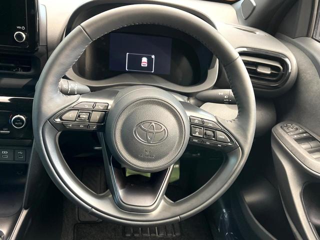 ヤリスクロス Z 禁煙車 8インチディスプレイオーディオ 全周囲カメラ セーフティセンス レーダークルーズ LEDヘッド&フォグ 純正18インチアルミ オートマチックハイビーム シートヒーター(11枚目)