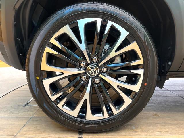 ヤリスクロス Z 禁煙車 8インチディスプレイオーディオ 全周囲カメラ セーフティセンス レーダークルーズ LEDヘッド&フォグ 純正18インチアルミ オートマチックハイビーム シートヒーター(30枚目)