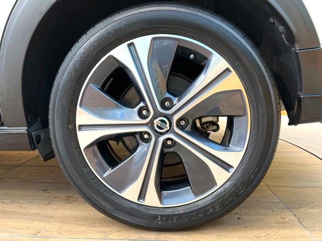 キックス Ｘ　禁煙車　純正９インチナビ　全周囲カメラ　インテリジェントエマージェンシーブレーキ　プロパイロット　ハーフレザーシート　コーナーセンサー　ＬＥＤヘッド　ルーフレール　ＥＴＣ　オートハイビーム（28枚目）