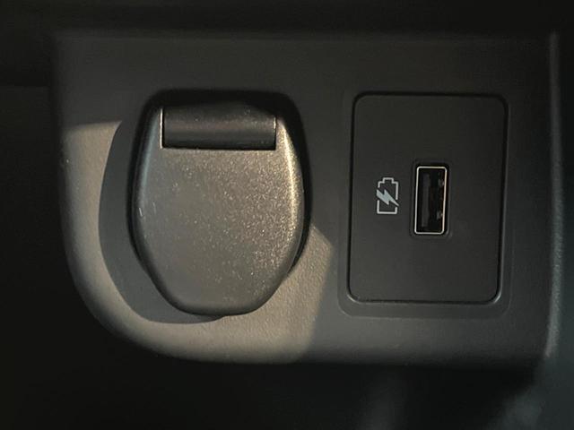 キックス Ｘ　禁煙車　純正９インチナビ　全周囲カメラ　インテリジェントエマージェンシーブレーキ　プロパイロット　ハーフレザーシート　コーナーセンサー　ＬＥＤヘッド　ルーフレール　ＥＴＣ　オートハイビーム（52枚目）