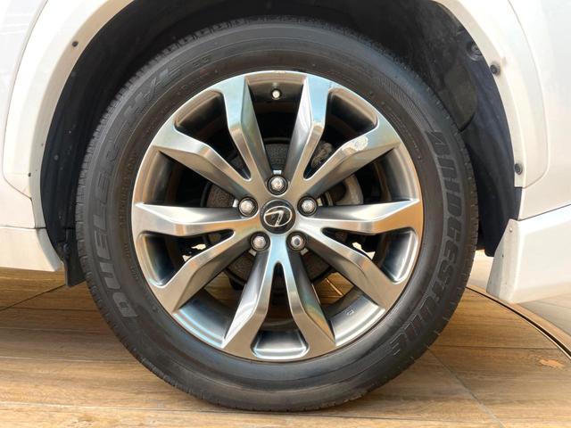 NX NX200t Fスポーツ 禁煙車 メーカー純正ナビ サンルーフ 純正フルエアロ 全周囲カメラ プリクラッシュセーフティ レーダークルーズ 黒革シート ブラインドスポットモニター 三眼LEDヘッド 純正18インチアルミ(31枚目)