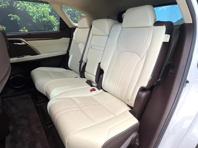 RX RX450hL 4WD SDナビ 全周囲カメラ 衝突被害軽減システム 100V電源 レーダークルーズ 電動リアゲート レザーシート 全席シートヒーター 前席シートエアコン コーナーセンサー スマートキー(75枚目)