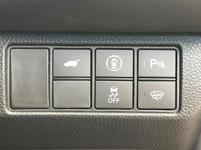 ヴェゼル ｅ：ＨＥＶ　Ｚ　禁煙車　９インチホンダコネクトディスプレイ　全周囲カメラ　アダプティブクルーズ　ホンダセンシング　純正１８インチアルミ　シーケンシャルターンランプ　パドルシフト　ハーフレザーシート　ＥＴＣ（39枚目）