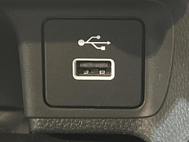 ヴェゼル ｅ：ＨＥＶ　Ｚ　禁煙車　９インチホンダコネクトディスプレイ　全周囲カメラ　アダプティブクルーズ　ホンダセンシング　純正１８インチアルミ　シーケンシャルターンランプ　パドルシフト　ハーフレザーシート　ＥＴＣ（48枚目）