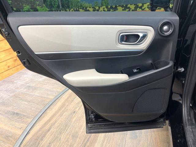 ヴェゼル ｅ：ＨＥＶ　Ｚ　禁煙車　９インチホンダコネクトディスプレイ　全周囲カメラ　アダプティブクルーズ　ホンダセンシング　純正１８インチアルミ　シーケンシャルターンランプ　パドルシフト　ハーフレザーシート　ＥＴＣ（55枚目）