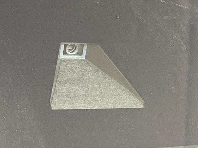 ランドクルーザープラド ＴＸ　Ｌパッケージ　マットブラックエディション　禁煙車　４ＷＤ　９インチメーカー純正ナビ　全周囲カメラ　７人乗り　セーフティセンス　レーダークルーズ　革シート　ＬＥＤヘッド＆フォグ　純正１８インチアルミ　シートベンチレーション　オートハイビーム（5枚目）