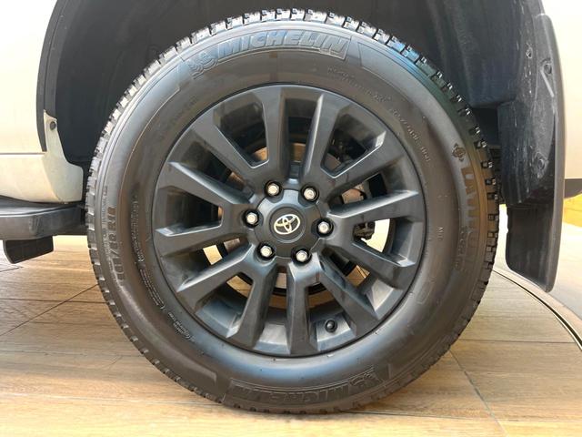 ランドクルーザープラド ＴＸ　Ｌパッケージ　マットブラックエディション　禁煙車　４ＷＤ　９インチメーカー純正ナビ　全周囲カメラ　７人乗り　セーフティセンス　レーダークルーズ　革シート　ＬＥＤヘッド＆フォグ　純正１８インチアルミ　シートベンチレーション　オートハイビーム（34枚目）