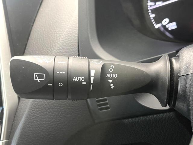 ランドクルーザープラド ＴＸ　Ｌパッケージ　マットブラックエディション　禁煙車　４ＷＤ　９インチメーカー純正ナビ　全周囲カメラ　７人乗り　セーフティセンス　レーダークルーズ　革シート　ＬＥＤヘッド＆フォグ　純正１８インチアルミ　シートベンチレーション　オートハイビーム（37枚目）