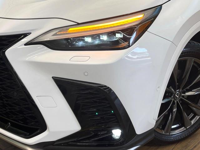 ＮＸ ＮＸ３５０ｈ　Ｆスポーツ　禁煙車　１４インチメーカーナビ　マークレビンソンサウンド　全周囲カメラ　大型サンルーフ　純正２０インチアルミ　パワーバックドア　シーケンシャルターンランプ　ＥＴＣ　１００Ｖ電源　革シート（12枚目）