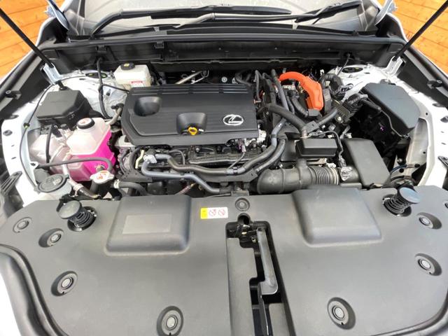 ＮＸ ＮＸ３５０ｈ　Ｆスポーツ　禁煙車　１４インチメーカーナビ　マークレビンソンサウンド　全周囲カメラ　大型サンルーフ　純正２０インチアルミ　パワーバックドア　シーケンシャルターンランプ　ＥＴＣ　１００Ｖ電源　革シート（18枚目）
