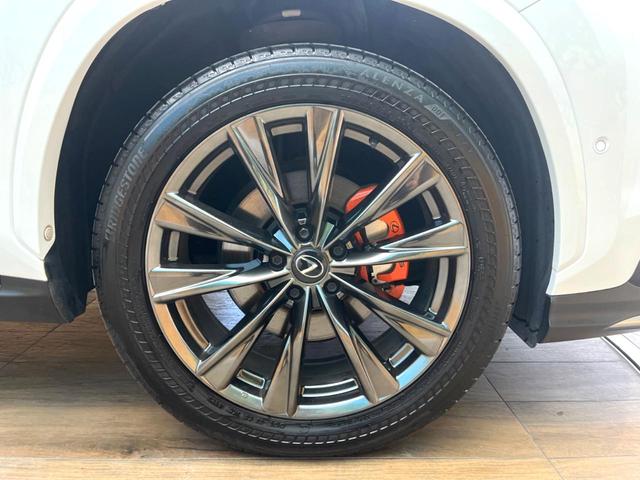 ＮＸ ＮＸ３５０ｈ　Ｆスポーツ　禁煙車　１４インチメーカーナビ　マークレビンソンサウンド　全周囲カメラ　大型サンルーフ　純正２０インチアルミ　パワーバックドア　シーケンシャルターンランプ　ＥＴＣ　１００Ｖ電源　革シート（31枚目）