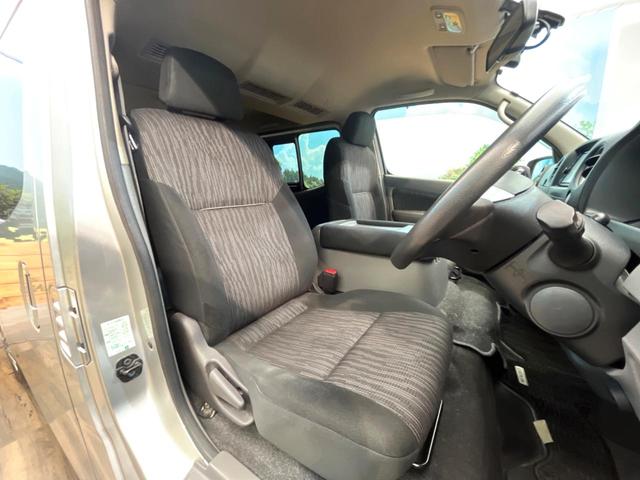 NV350キャラバンバン ロングプレミアムGXターボ 純正ナビ 全周囲カメラ ディーゼル(軽油) インテリジェントエマージェンシーブレーキ スマートキー LEDヘッド ETC オートライト オートエアコン 横滑り防止支援システム 純正15インチアルミ(8枚目)