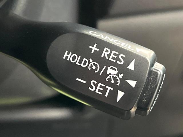 ハリアー プレミアム　禁煙車　ＢＩＧ－Ｘ９インチナビ　プリクラッシュセーフティ　バックカメラ　レーダークルーズ　パワーバックドア　オートマチックハイビーム　ＬＥＤヘッド　スマートキー　純正１８インチアルミ（6枚目）