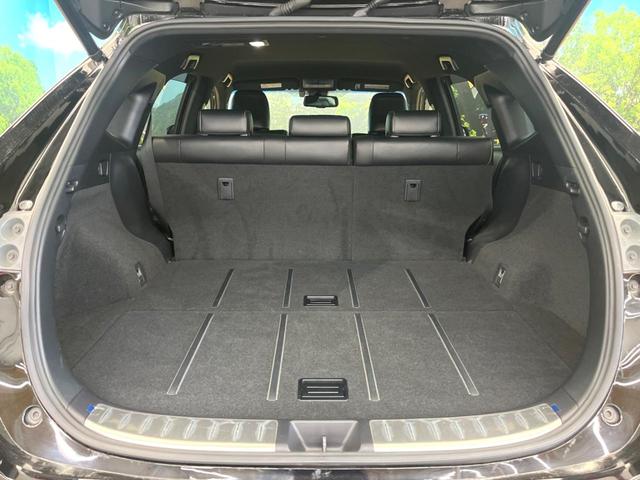 ハリアー プレミアム　禁煙車　ＢＩＧ－Ｘ９インチナビ　プリクラッシュセーフティ　バックカメラ　レーダークルーズ　パワーバックドア　オートマチックハイビーム　ＬＥＤヘッド　スマートキー　純正１８インチアルミ（50枚目）