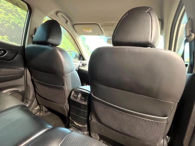エクストレイル ２０Ｘｔ　エマージェンシーブレーキパッケージ　禁煙車　メーカー純正ナビ　全周囲カメラ　エマージェンシーブレーキ　シートヒーター　パワーバックドア　クルーズコントロール　ＬＥＤヘッド　ＥＴＣ　スマートキー　アイドリングストップ　純正１７インチアルミ（61枚目）