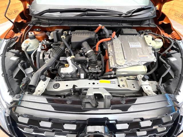 キックス Ｘ　ツートーンインテリアエディション　全周囲カメラ　衝突被害軽減システム　レーダークルーズ　禁煙車　ドラレコ　コーナーセンサー　スマートキー　ＬＥＤヘッド　ビルトインＥＴＣ　純正１７インチアルミ　オートライト　デュアルエアコン（18枚目）