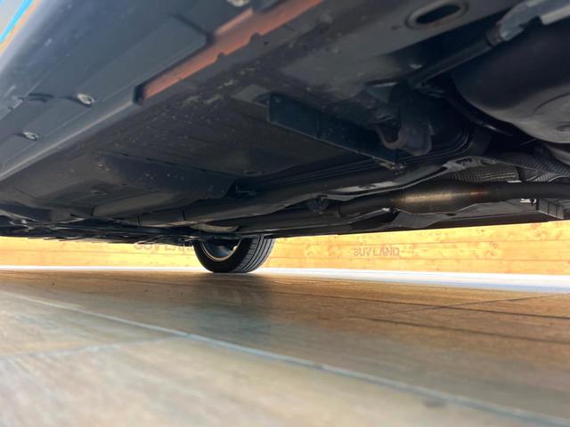 キックス Ｘ　ツートーンインテリアエディション　全周囲カメラ　衝突被害軽減システム　レーダークルーズ　禁煙車　ドラレコ　コーナーセンサー　スマートキー　ＬＥＤヘッド　ビルトインＥＴＣ　純正１７インチアルミ　オートライト　デュアルエアコン（23枚目）